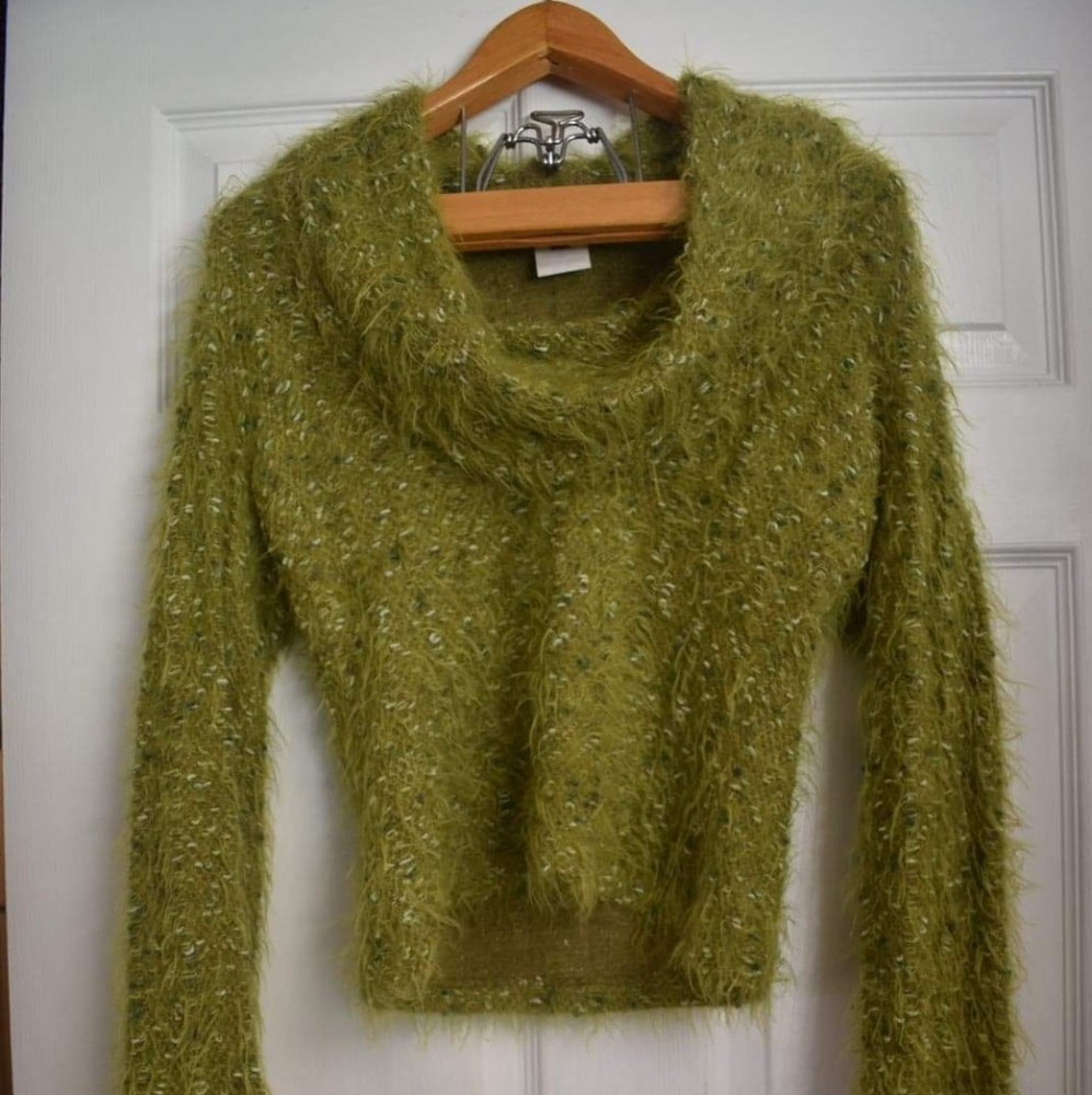 Dina Bar-El ladies M Green cowl neck sweater
